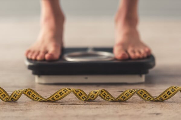Chăm sóc sức khỏe tuổi 45 cần lưu ý những gì? 18 Duy trì cân nặng hợp lý