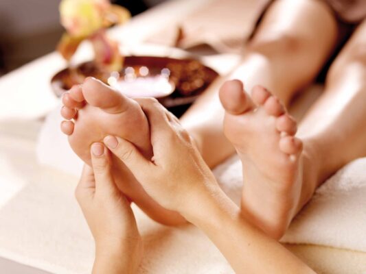 Thiếu sự công nhận từ y học hiện đại