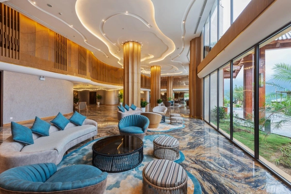 Dịch vụ đón tiễn và hỗ trợ khách hàng
