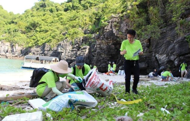 Bảo vệ môi trường và phát triển bền vững Vịnh Hạ Long