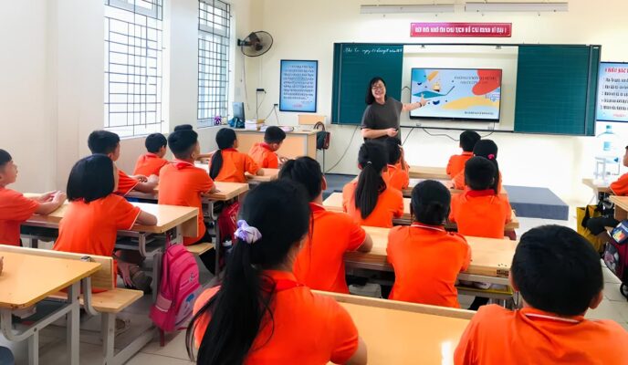 Giáo dục và nâng cao nhận thức