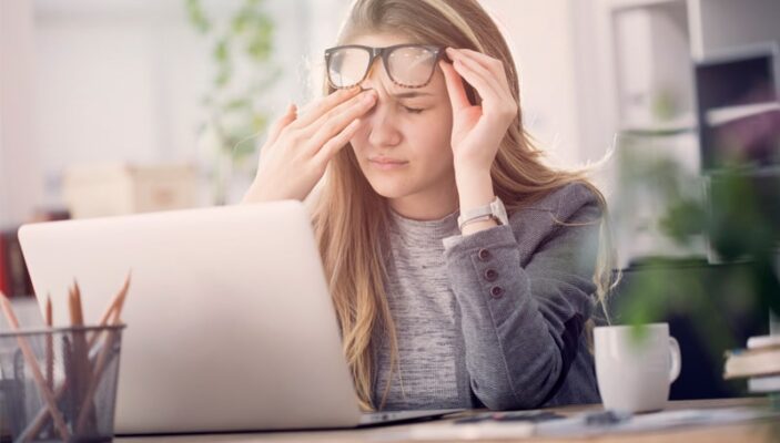 Lợi ích của việc sử dụng túi chườm mắt thảo dược